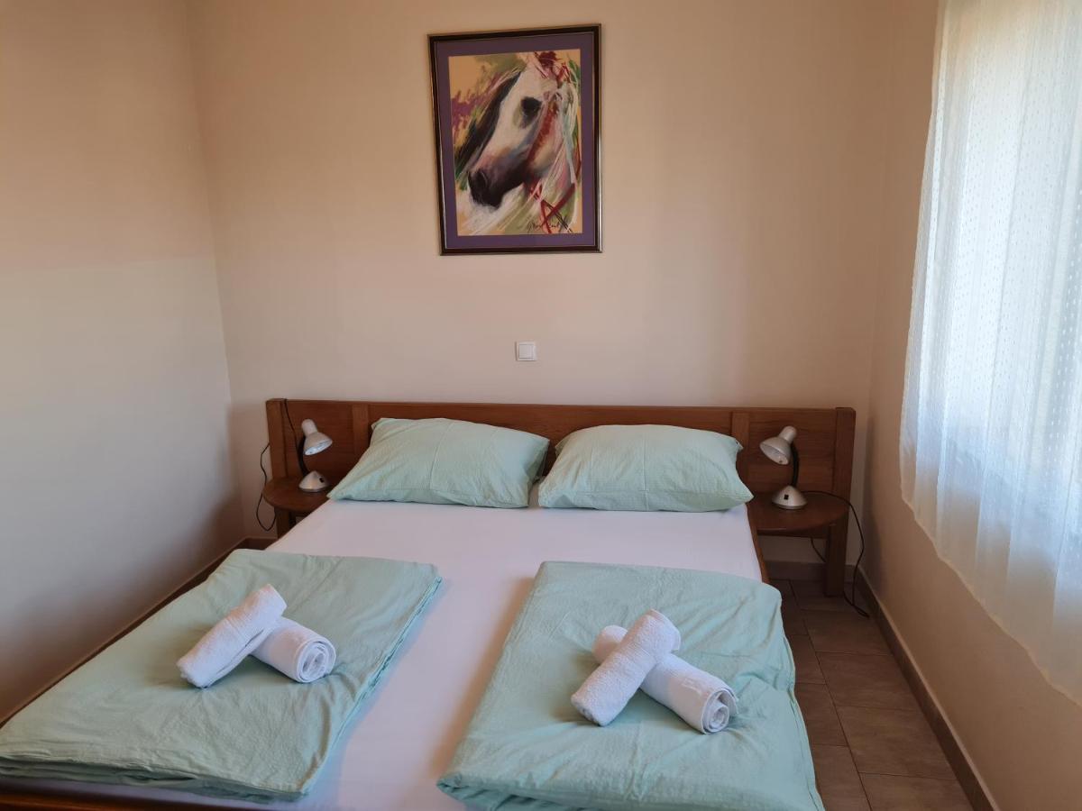 Apartment Lavanda Starigrad Paklenica Ngoại thất bức ảnh