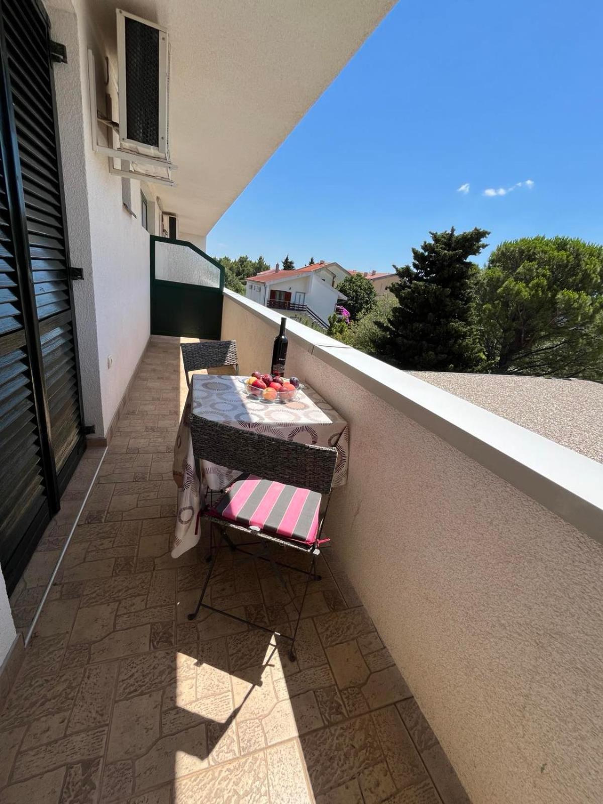 Apartment Lavanda Starigrad Paklenica Ngoại thất bức ảnh