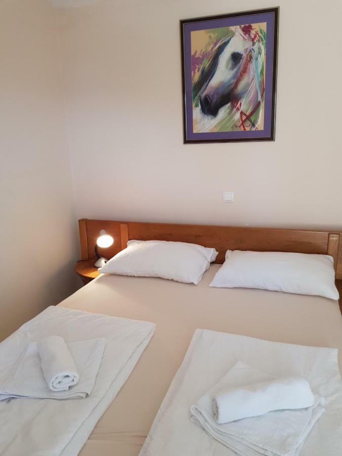Apartment Lavanda Starigrad Paklenica Ngoại thất bức ảnh